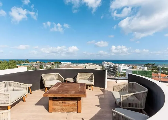 Luxury 2bd 2ba Ocean View 200m From