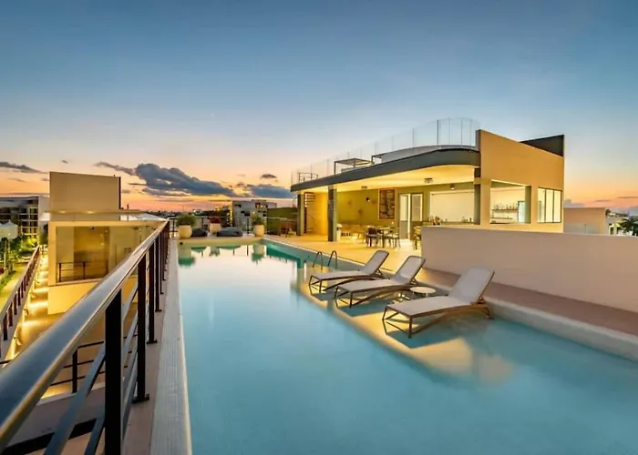 Luxury 2bd 2ba Ocean View 200m From
