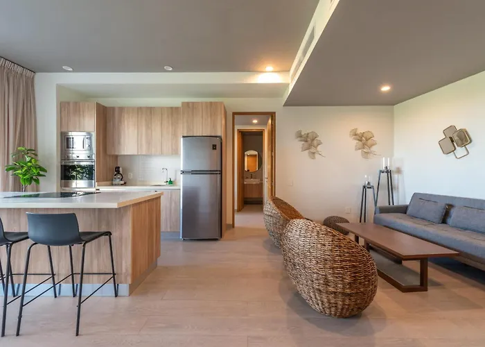 Luxury 2bd 2ba Ocean View 200m From Hébergement de vacances