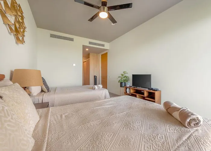 Luxury 2bd 2ba Ocean View 200m From Hébergement de vacances