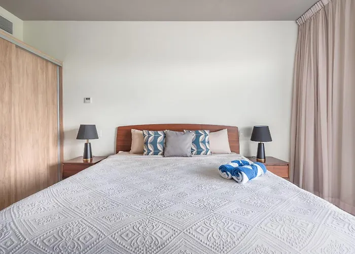 Hébergement de vacances Luxury 2bd 2ba Ocean View 200m From *