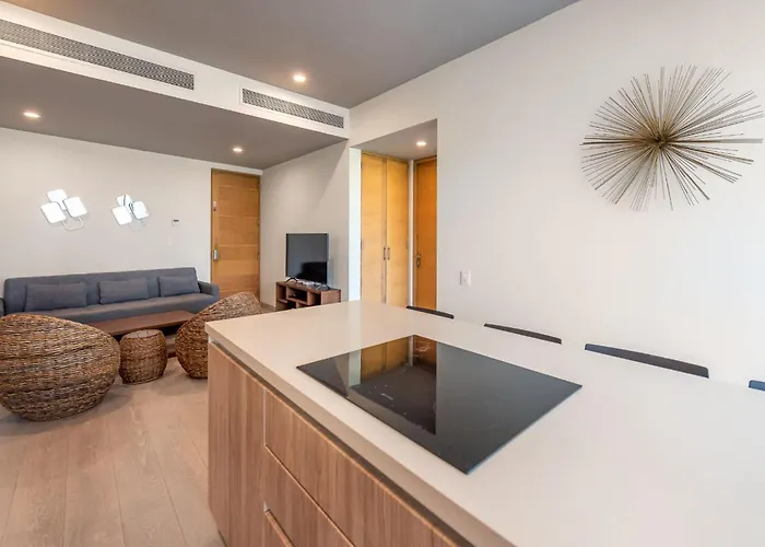 Luxury 2bd 2ba Ocean View 200m From Hébergement de vacances *